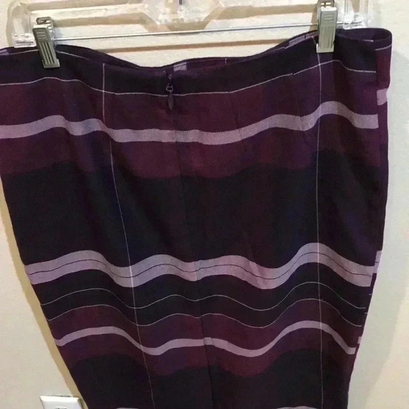 NWT 7th AVENUE DESIGN STUDIO/NEW YORK & COMPANY PURPLE STRIPED PENCIL SKIRT-14 - Picture 5 of 8